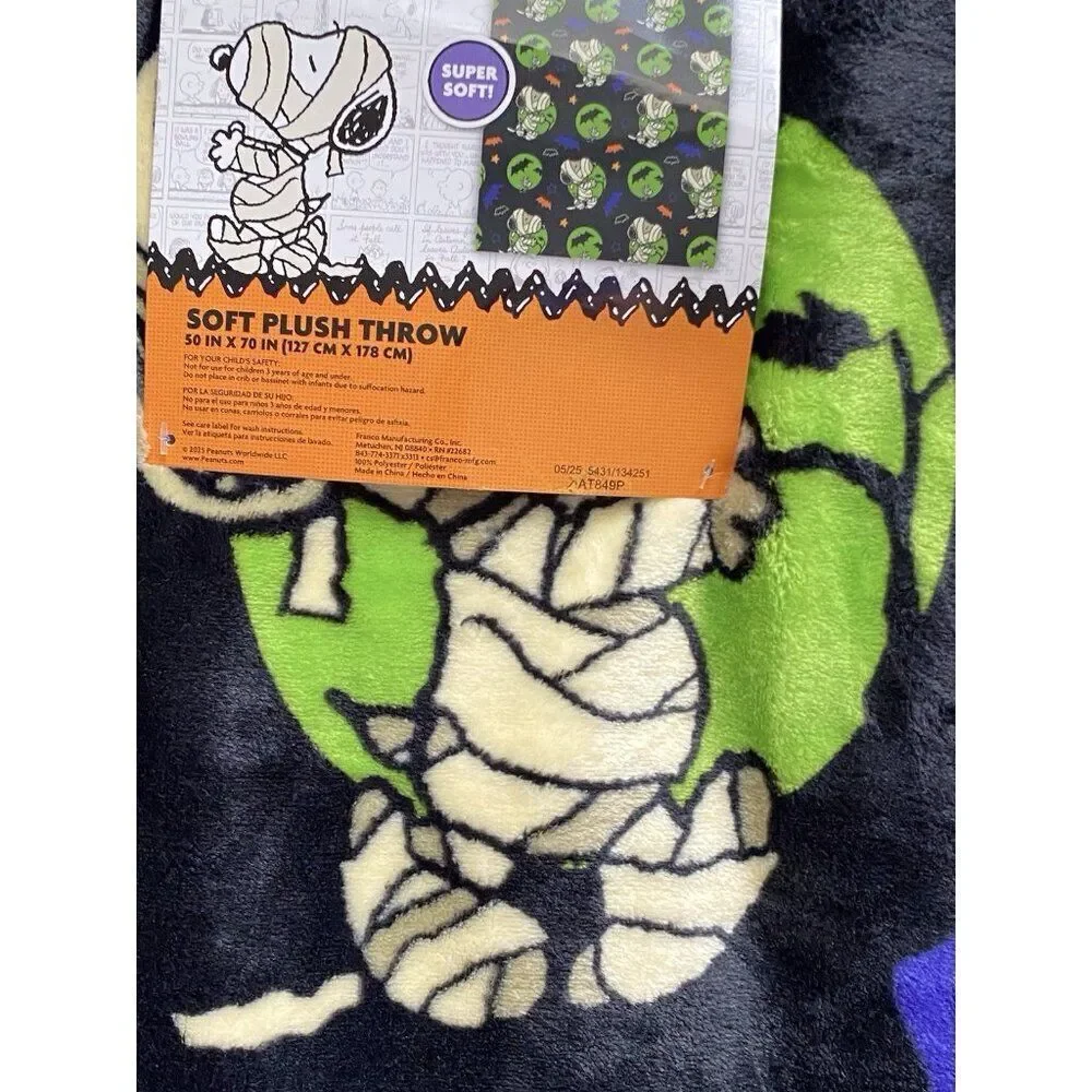 Peanuts Snoopy Woodstock Halloween Mummy Costume 50 x 70